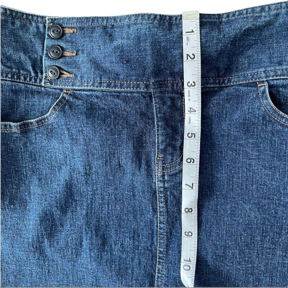 Tommy Hilfiger 3-Button Front & Back Slits Denim Pencil Skirt Sz 4 - Picture 8 of 13